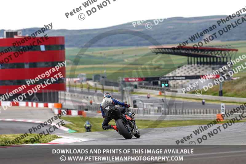 cadwell no limits trackday;cadwell park;cadwell park photographs;cadwell trackday photographs;enduro digital images;event digital images;eventdigitalimages;navarra;no limits trackdays;peter wileman photography;racing digital images;trackday digital images;trackday photos